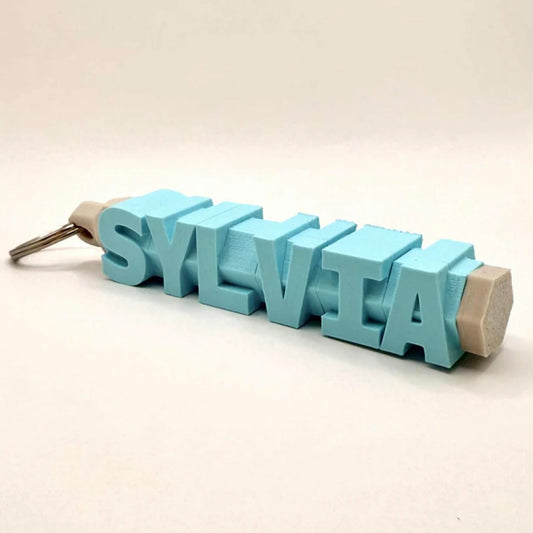Personlig nøkkelring med faste bokstavklosser – unikt tilbehør til nøklene dine