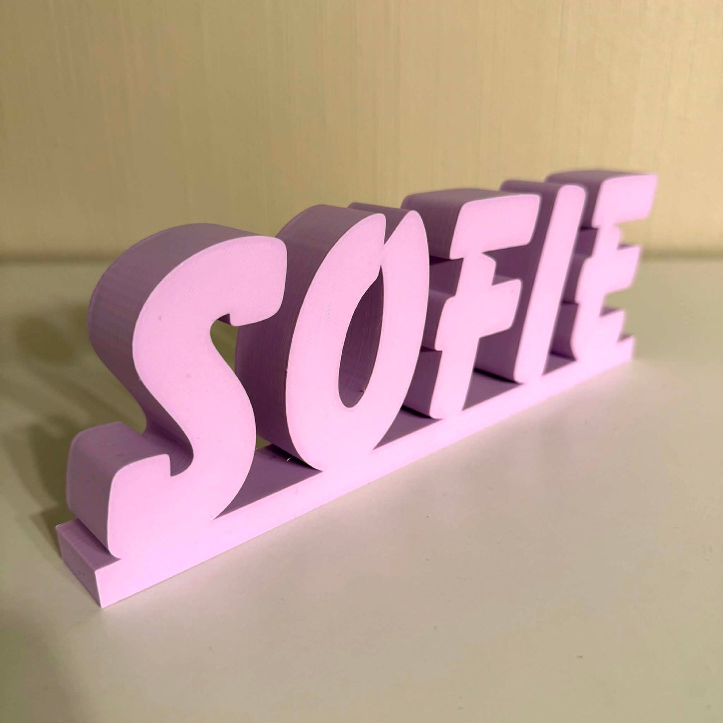 Personlig navnedekorasjon