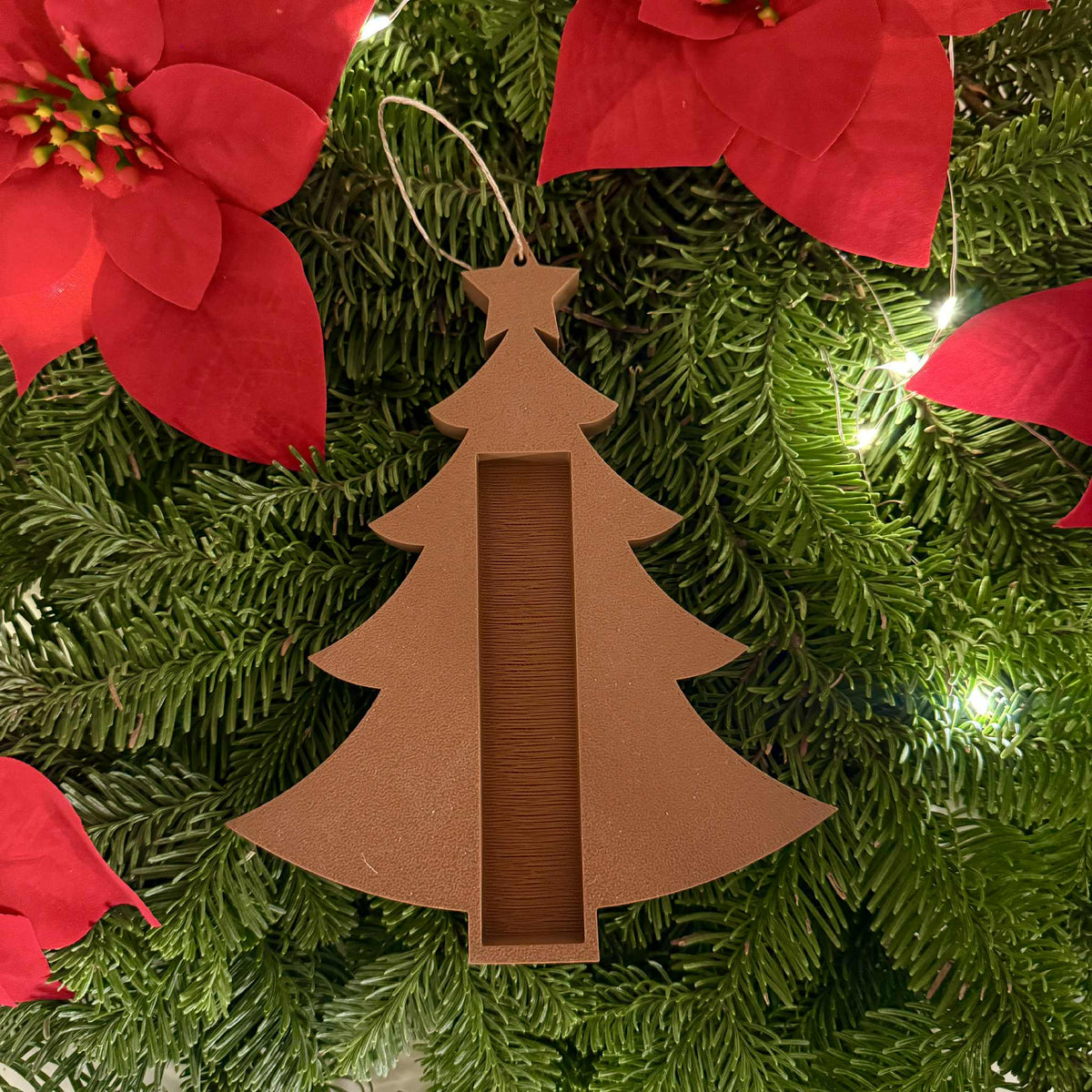 Juletre med plass til sjokolade