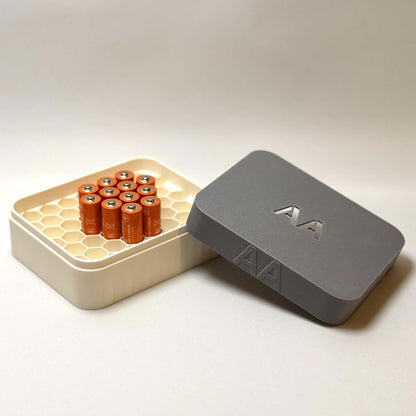 Batteriboks for AA og AAA