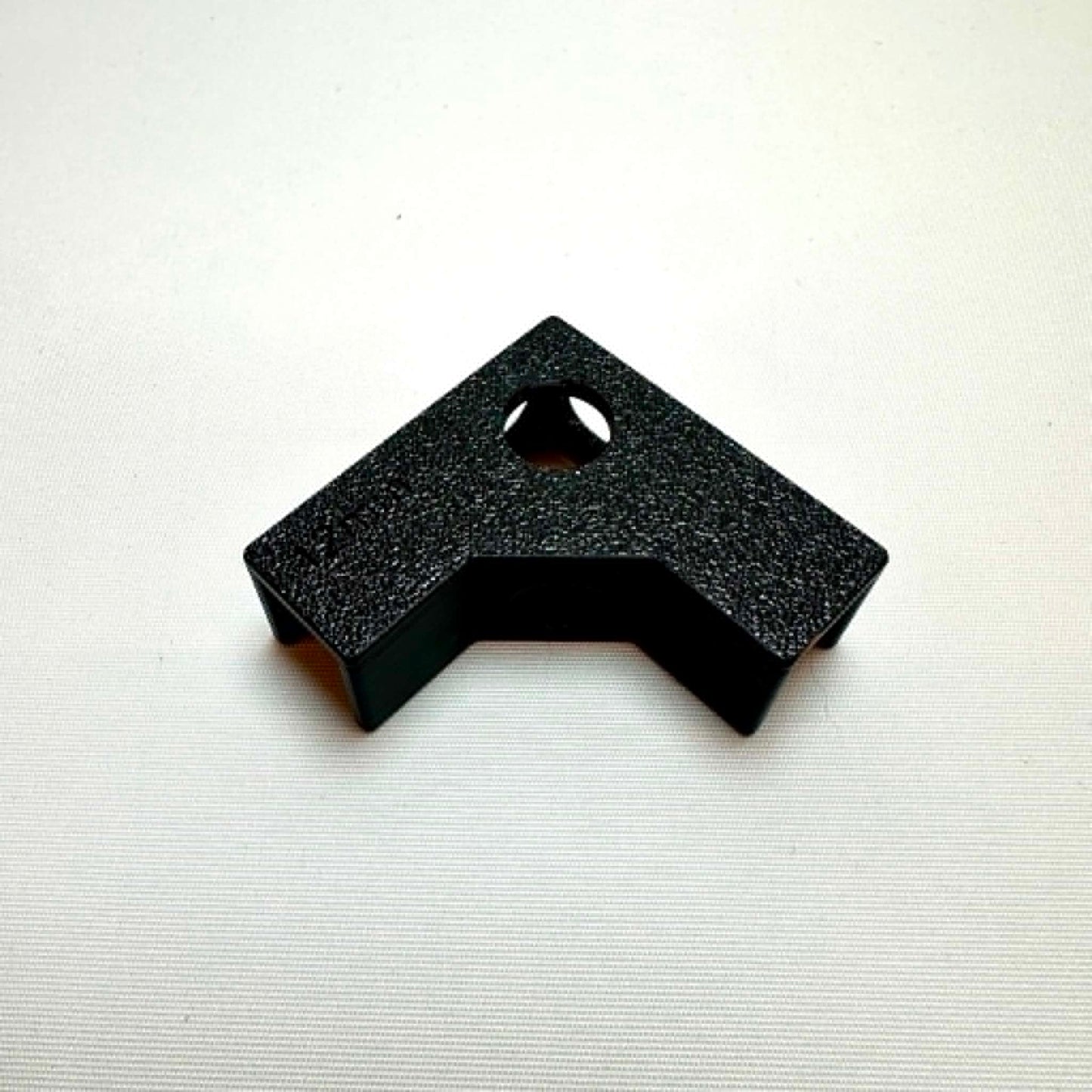90° Hjørnebrakett for 12 mm møbelplater